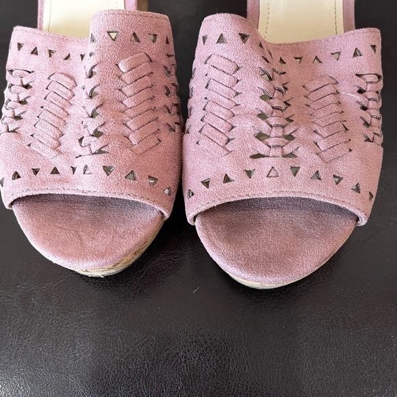 Marc Fisher size 9.5 wedges - Picture 9 of 16